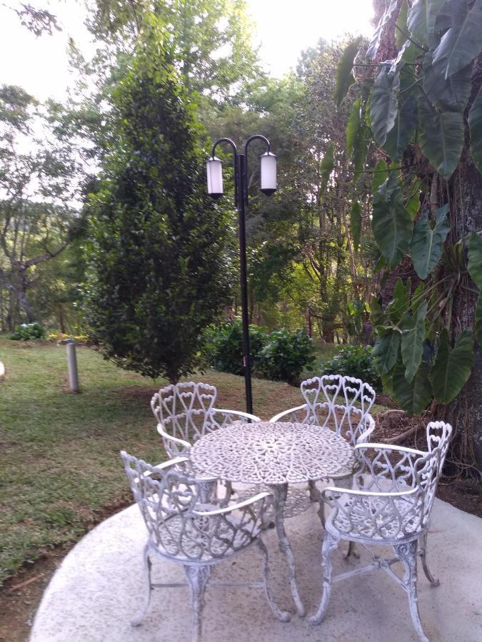 Opas Haus * Camanducaia