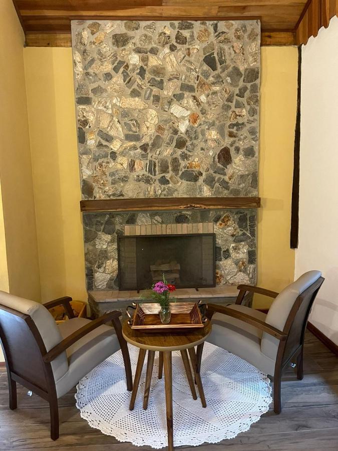 Opas Haus Inn *